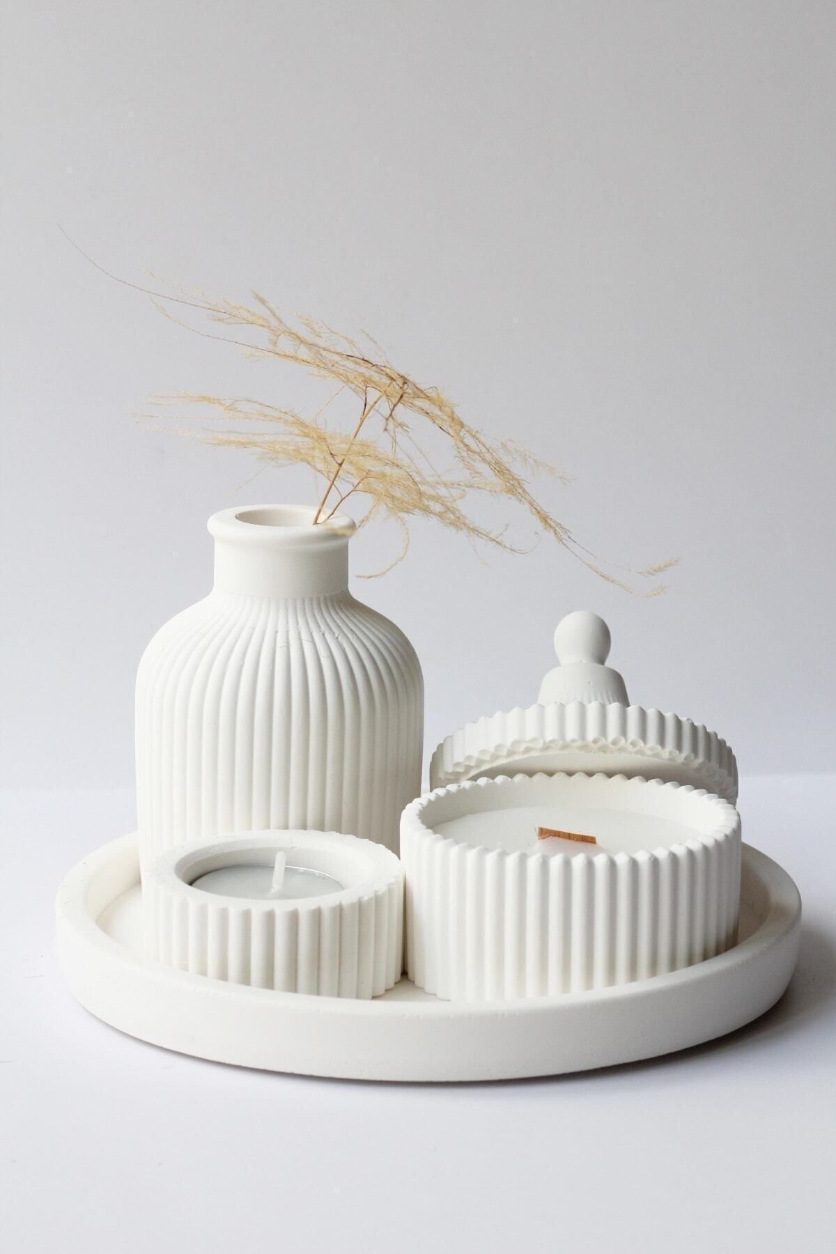 Beyaz Renk özel Tasarım Kokulu Mum Ve Vazo Aksesuar Seti (TEALİGHT HARİCTİR)